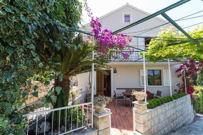 Holiday Home Трстено Экстерьер фото